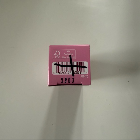 Benetint Cheek & Lip Stain - Raspberry - Picture 7 of 9